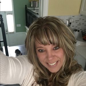 Meet your Posher, Candi